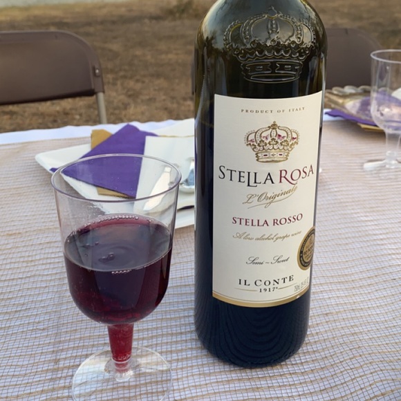 Meet your Posher, Ashley - Picture 1 of 1